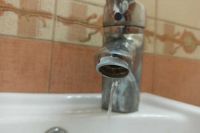 Горячая вода в квартиры жителей Хакасии может вернуться с опозданием