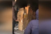 Водку и сигареты без акцизов обнаружили в гараже жителя Хакасии