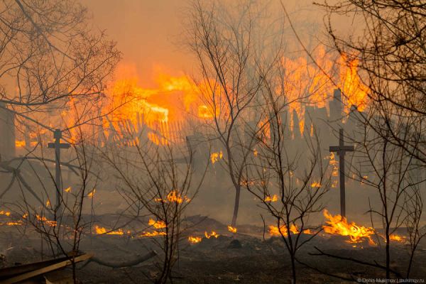 Общий фронт степных пожаров за выходные в Хакасии составил 16 км