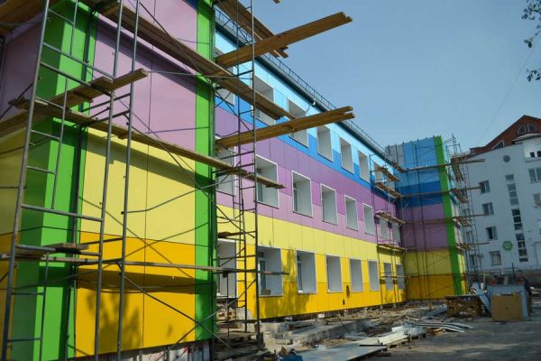 В Хакасии продолжается масштабная реконструкция  детской больницы