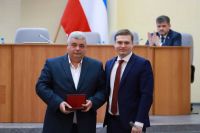 Депутату парламента Хакасии вручили медаль ордена по Указу Президента