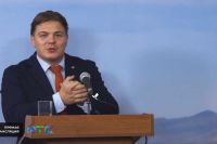 Дебаты в Хакасии: кандидат от ЛДПР рассказал, кто попросил его сменить имидж