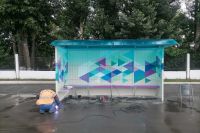 В столице Хакасии продолжают ремонт остановок