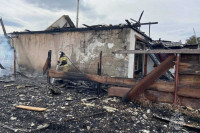 Крупный пожар потушили в коттеджном поселке под Минусинском