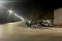 Привлекался 17 раз: иномарка и отечественный авто столкнулись на перекрестке в городе Хакасии