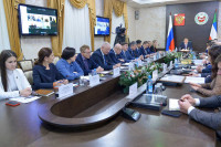 Глава Хакасии провёл итоговое заседание правительства