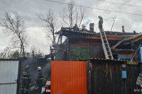 Успели эвакуировать баллон: подробности крупного пожара в Абакане