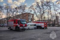 В Хакасии проучили автоледи, перегородившую выезд из пожарной части
