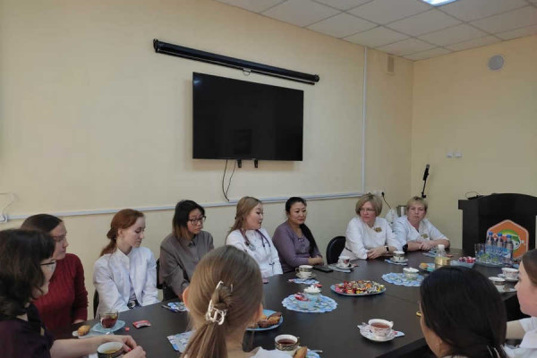Детских врачей в столице Хакасии стало больше