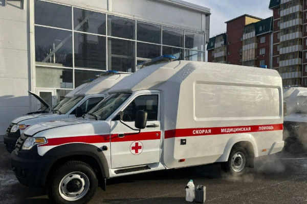 Автомобили скорой помощи для сёл поступили в Хакасию