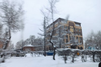 Какой-то жуткий ветер будет раздувать снег в Хакасии