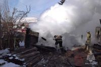 Жители многоэтажки в Хакасии самостоятельно тушили пожар