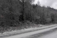 Первый снегопад: сложная дорожная обстановка на трассах в Хакасии