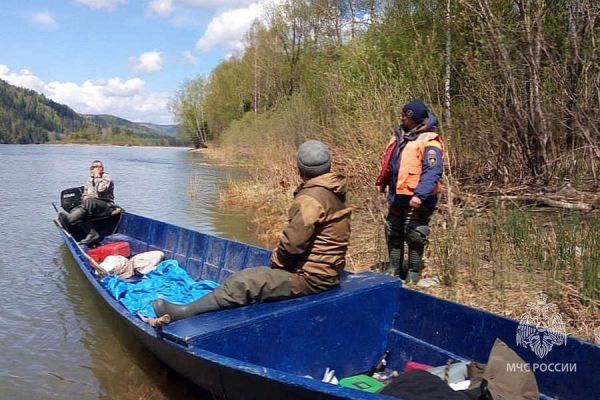 Об опасностях осенней рыбалки предупредили жителей Хакасии