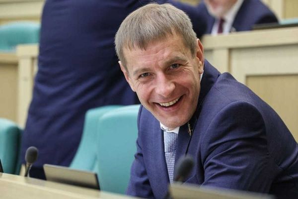 Олег Земцов: путь студента ХГУ до сенатора РФ занял 30 лет