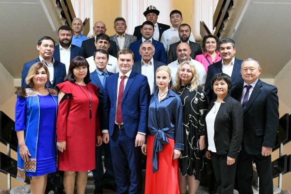 Встреча с представителями национальных объединений состоялась в Правительстве Хакасии