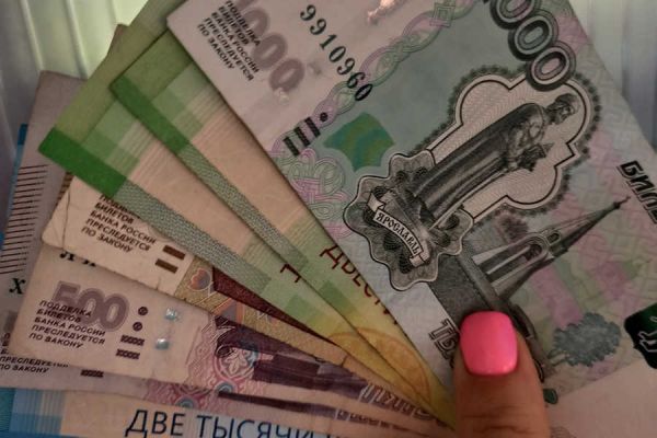 Более миллиона инвестировала в мошенников жительница Хакасии
