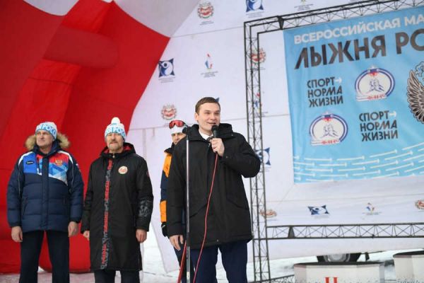 В Хакасии открыли 42-ю Всероссийскую массовую лыжную гонку «Лыжня России»