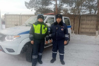 Полицейские разбудили спящего на улице в мороз жителя Хакасии