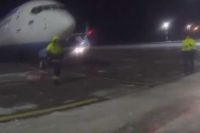 Пассажир самолета &quot;Москва - Красноярск&quot; покурил в туалете лайнера