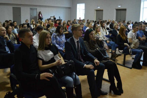 Студентов университета Хакасии обучат технологическому предпринимательству эксперты из Сколково