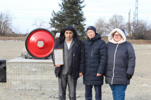 Парк железнодорожников открыли в Хакасии