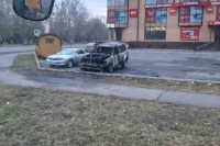Фото сгоревшего авто размещают в пабликах Хакасии