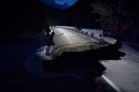 Рядом с Хакасией обрушился мост: дорога на Ак-Довурак закрыта
