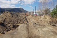 Выделили участки прямо под трубопроводом: в поселке Хакасии идет реконструкция канализационного коллектора