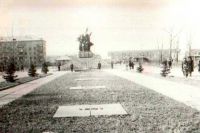 День в истории: в 1974 году часть парка на Черногорской площади в Абакане была переименована в Парк Победы