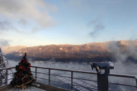 Самая экстремальная елка: атмосферу новогодней сказки создали в экстрим-парке Хакасии