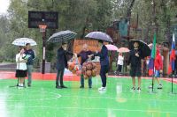 Первую в Хакасии баскетбольную площадку с акриловым покрытием открыли в парке Абакана