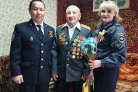 В Хакасии поздравили ветерана МВД и Великой Отечественной войны Георгия Яковлевича Гераськова
