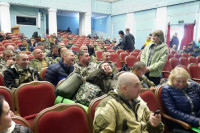 «Пацаны уходят защищать Родину, а я что здесь останусь?!» - глава Алтайского района Хакасии рассказала о мобилизованных